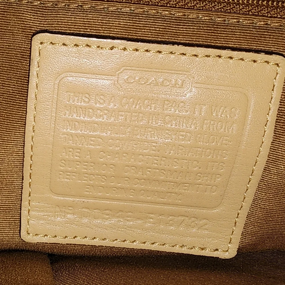 COACH leather vintage large Soho Bag in tan - Picture 7 of 12
